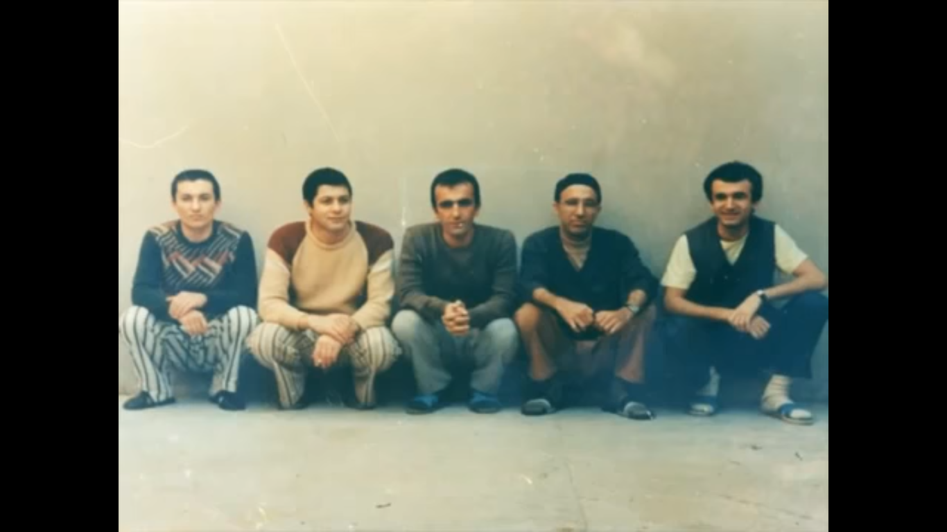 Niyazi Aydın and Dursun Karataş(ın the mıdddle) in prison, mid 1980s